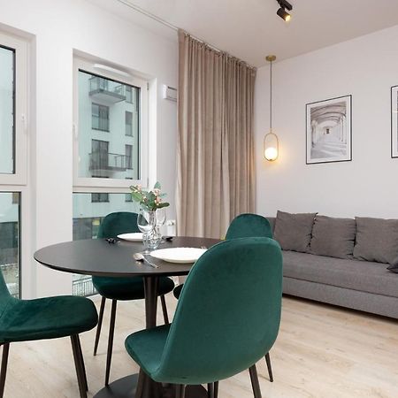 Studio Apartment Praga Targowa By Noclegi Renters Varsóvia Exterior foto