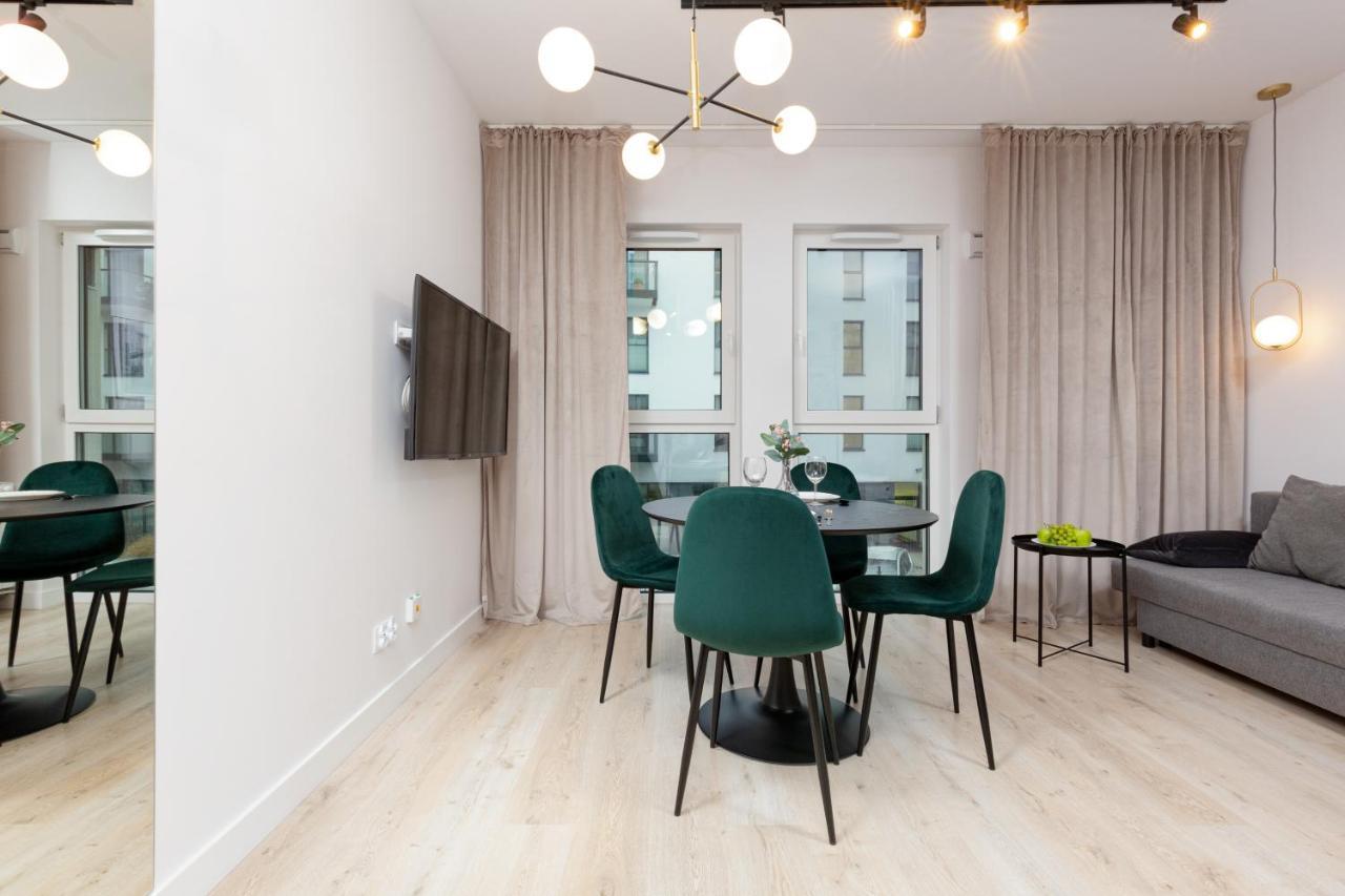 Studio Apartment Praga Targowa By Noclegi Renters Varsóvia Exterior foto