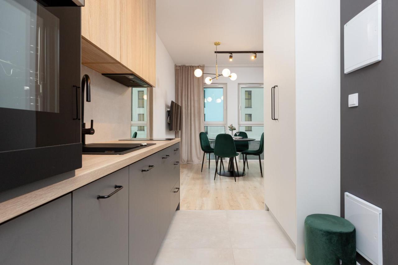Studio Apartment Praga Targowa By Noclegi Renters Varsóvia Exterior foto